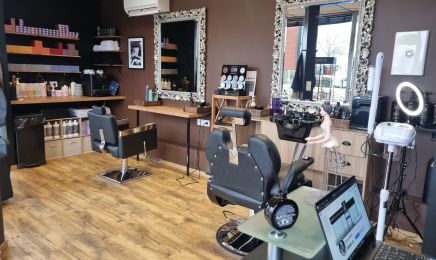 Myriam Coiffure & Barber : Coiffeur à Longnes
