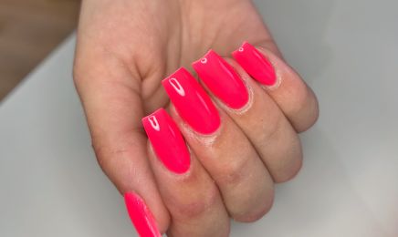 FLORA ONGLES : Institut de beauté à Les Martres-de-Veyre