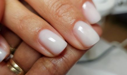 NAILS THERAPY : Coiffeur à Chambourcy