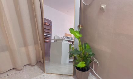 Sonia nails  : Institut de beauté à Porcheville