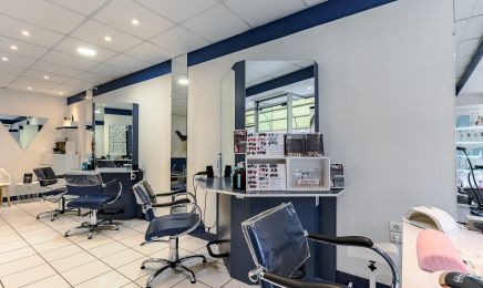 Nouvelle Vague : Coiffeur à Sérifontaine