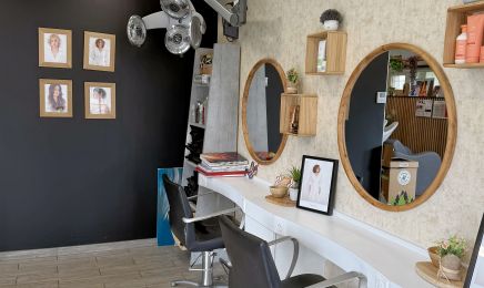 Viva La Vie by Apparences : Coiffeur à Salles