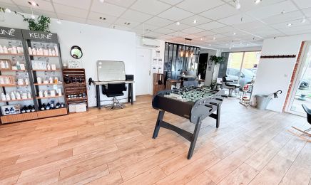 Acte 1 : Coiffeur à Pibrac