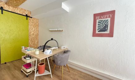 BE GLOWY : Institut de beauté à Pélissanne