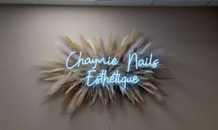 Chaynie Nails Esthétique : Institut de beauté à Balbigny