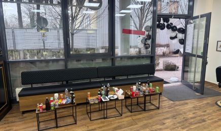 Raya Ihr Friseur: Kosmetikstudio in München