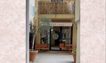 Maison Castel : Manucure à Nice