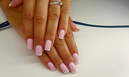 GLOSSYBEAUTY : Manucure à Marseille