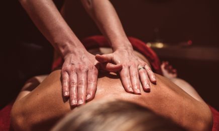 LE FAUTEUIL ET SES LOGES : Institut de beauté à Boulazac Isle Manoire