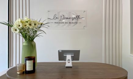 La Demoiselle Maison de Beauté : Manucure à Chassieu