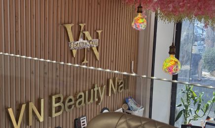 VN BEAUTY NAILS  : Manucure à Bandol