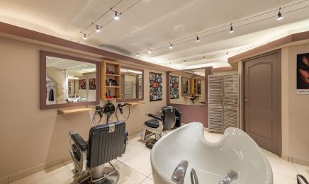 Les ciseaux d'Amandine - Grignan  : Institut de beauté à Grignan