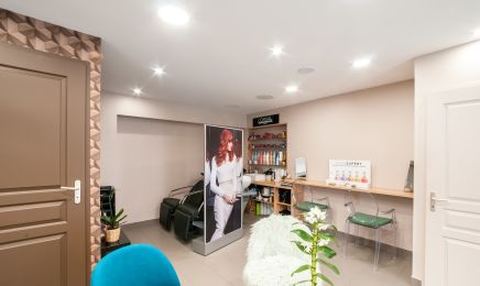 First by Laurence : Coiffeur à Angoulême