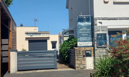 Angelina : Manucure à Saint-Julien