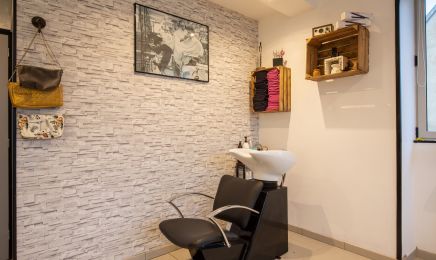 Salon Carré Blond : Coiffeur à Mantoche