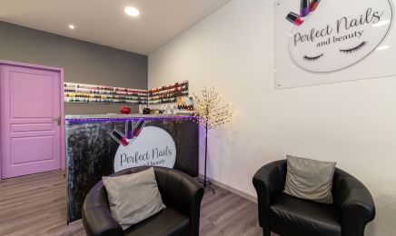 Perfect Nails : Institut de beauté à Miramas