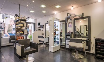 Viva la Vie by Marilyn Prevost  : Coiffeur à Villeneuve-sur-Lot