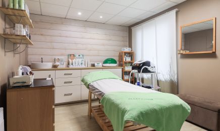 Cécile Esthetique  : Manucure à Saint-Apollinaire