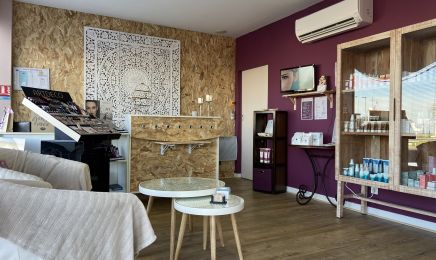 Céline Esthétique Ambiance & Beauté : Manucure à Saint-Mars-du-Désert