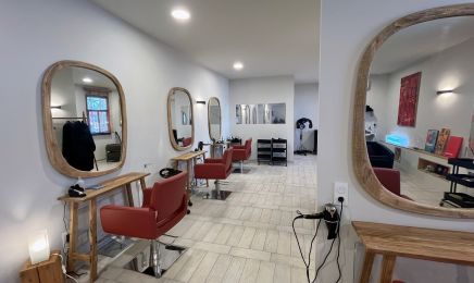 La Tête la Première  : Coiffeur à Lavérune