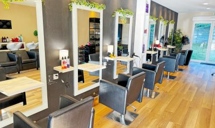 Juliette et ses mèches : Coiffeur à Saint-Méloir-des-Ondes