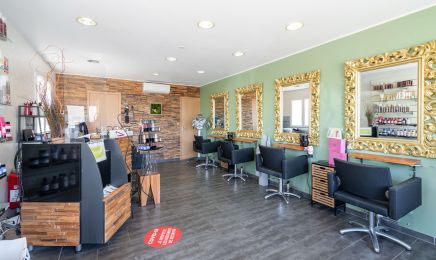 Image in : Coiffeur à Mardié