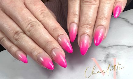 Instant Beauté Charlotte : Manucure à Orléans
