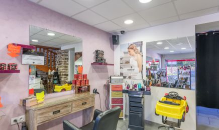 FM Hair : Coiffeur à Pommeret