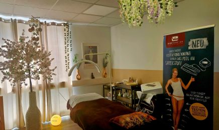 Sam Spa Kosmetik: Kosmetikstudio in Frechen