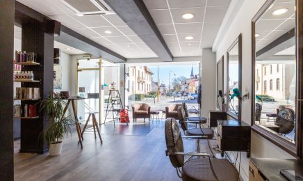 Oze coiffure  : Coiffeur à Genlis