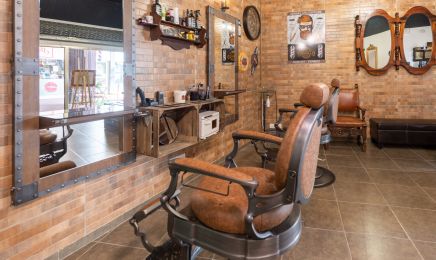 Versailles : Coiffeur à Villeneuve-Loubet