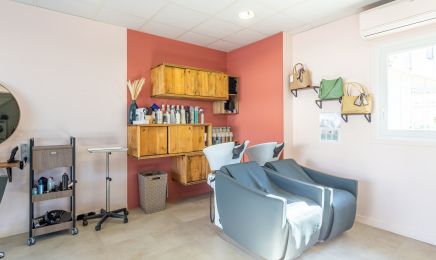 Elegance coiffure - Varennes : Manucure à Varennes-le-Grand