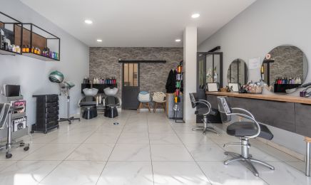 Look-nat : Coiffeur à Sète