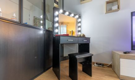 JS Lissage Du Monde : Coiffeur à Lorient