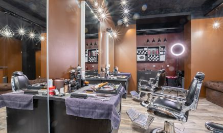 French Barber Montparnasse Coiffeur Barbier  : Institut de beauté à Paris