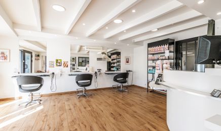 Marietta  coiffure  : Coiffeur à Montréverd