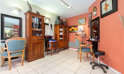 Le boudoir : Coiffeur à Conques-en-Rouergue (St Cyprien sur Dourdou)