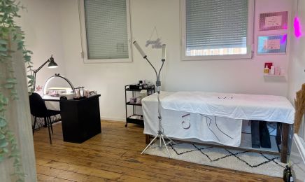 Cassandra beauty  : Barbier à Saint-Amand-les-Eaux