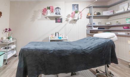 Lili Ongles : Institut de beauté à La Chaux-du-Dombief