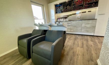 Haarstudio Fasse: Friseur in Moormerland