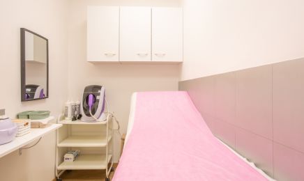 Caprices de filles  : Manucure à Martigues