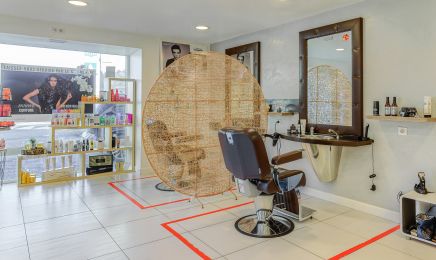 Innove coiffure : Coiffeur à Champcevinel