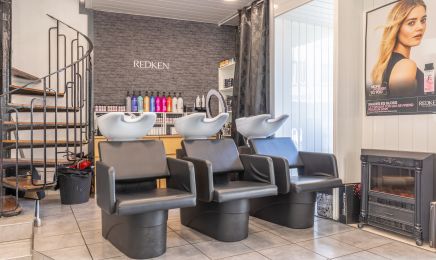 L’Instant Haute coiffure (Réservé aux femmes) : Coiffeur à Vénissieux