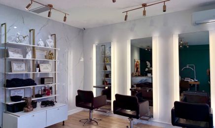 Ahlem Artiste : Coiffeur à Le Cannet