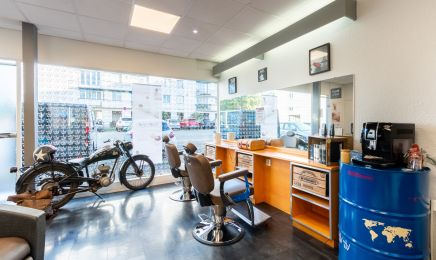 Viva La Vie - Bastille Coiffure - Tours Montjoyeux  : Coiffeur à Tours