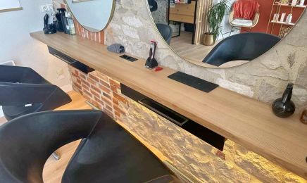Le Petit Salon : Coiffeur à Le Vignon-en-Quercy