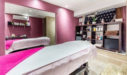 Laurina Institut  : Manucure à Hyères