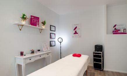 Mademoiselle Institut : Manucure à Limoges