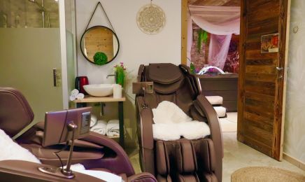Spa privatif Harmonie des Sens : Espace bien être & Jacuzzi  : Institut de beauté à Manigod