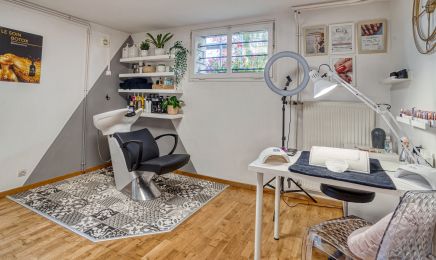 Le petit coin beauté de Delphine  : Coiffeur à Fleury-les-Aubrais